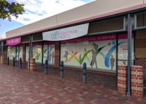 window signage_MunnoParaMedical 02